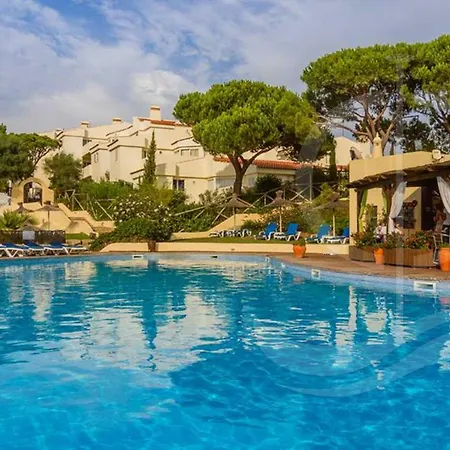 Casa Sol: Spacious In Vale De Lobo Almancil