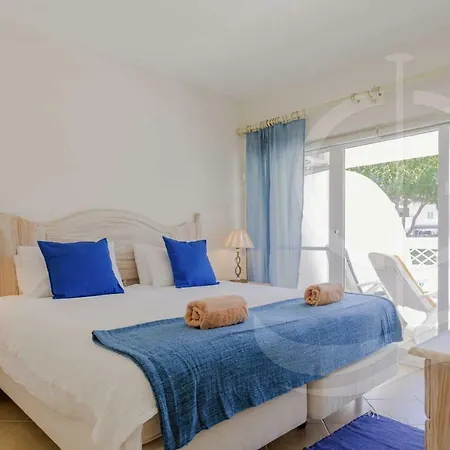 Tatil Evi Casa Sol: Spacious In Vale De Lobo Almancil
